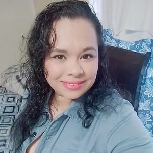 Meet your Posher, Alicia